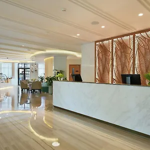 Otel Arabian Park Dubai, An Edge By Rotana